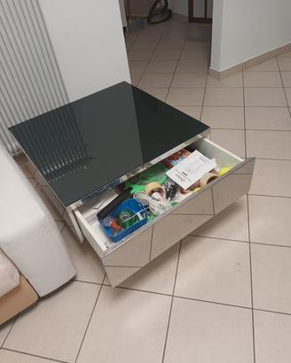 Tavolino da salotto di design 