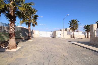 Villa di 324 m² con 5 locali e box auto doppio a B