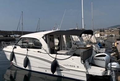 BENETEAU ANTARES 8 Cruising V 2