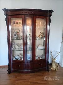Credenza in legno massello e vetro con LEDs