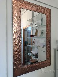 Specchi e orologi in vetro
