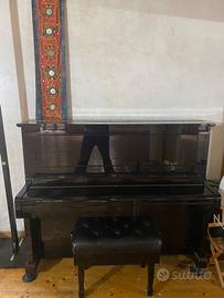 Pianoforte verticale Kawai