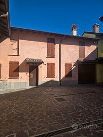 Graziosa casa di cortile