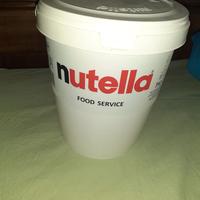 Barattolo nutella vuoto