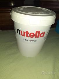 Barattolo nutella vuoto