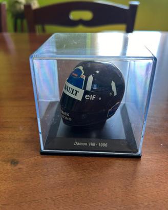 Casco Damon Hill 1996 f1