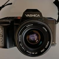 Yashica 200-AF 