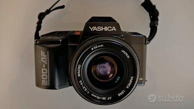 Yashica 200-AF 