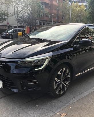 Nuova Renault Clio 2022 per ricambi