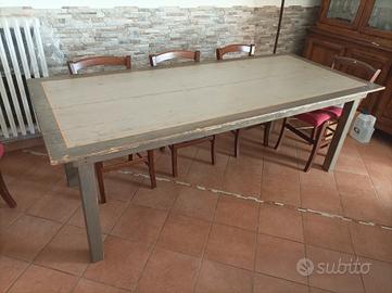 Tavolo da pranzo 
