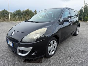 Renault Scenic Scénic X-Mod 1.5 dCi 110CV Luxe PRE