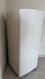 Frigorifero monoporta Hisense 165 Litri - Crema