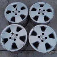 Cerchi In Lega Da 15" Per Opel Corsa C 2005