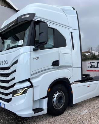 Iveco S-Way 490 in ADR tutte le categorie, clima, 