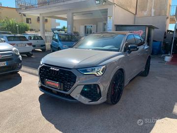 Audi RSQ3 quattro S tronic