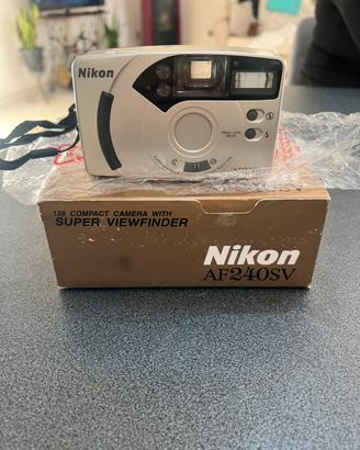 Nikon AF240SV Quartz Date - Compatta 35mm