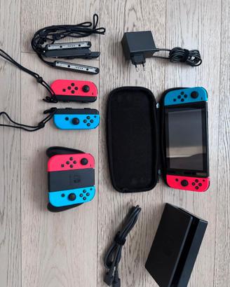 Nintendo Switch HAC-001 + 6 Joy-Con + accessori