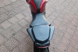HONDA CB125R ANNO 2024