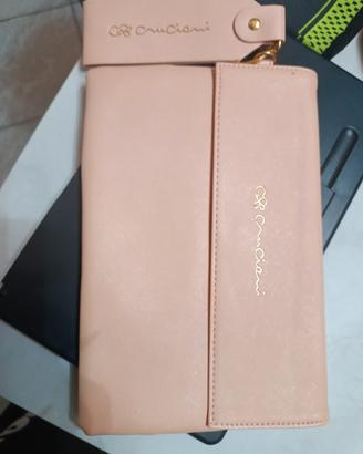 pochette cruciani