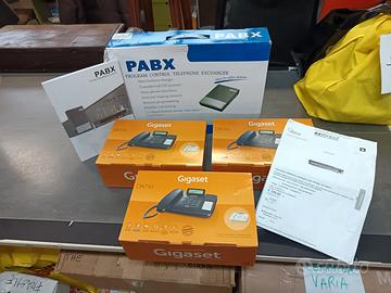 centralino completo di 3 telefoni