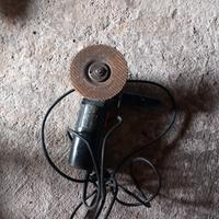 Smerigliatrice piccola