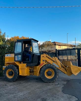 P133 Pala gommata Venieri con lama da neve