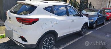 MG ZS 1000 GDI turbo 116cv 