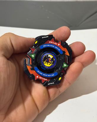 Raro beyblade plastic gen