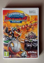 Skylanders Superchargers wii. Giochi + personaggi