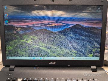 Acer Aspire ES15 - 8GB RAM / SSD 240GB

