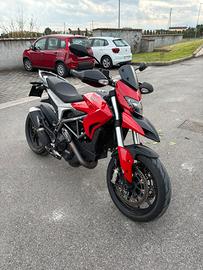 Ducati Hyperstrada 821
