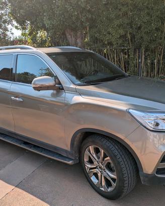 Ssang Yong Rexton