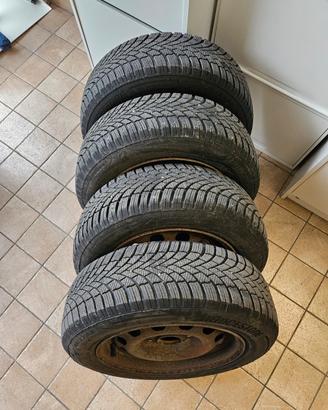 Bridgestone BLIZZAK invernali 175/65 R14 2023