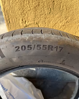 Pneumatici 205/55 R17 con 9000 Km