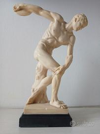 Statuetta greca discobolo