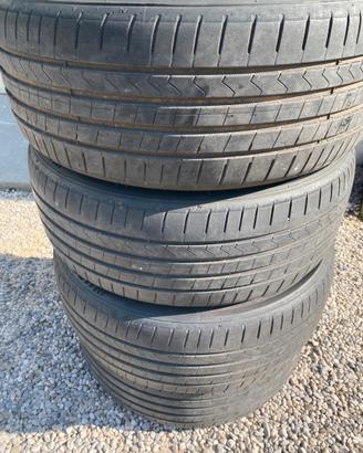 Gomme estive 215/50/17