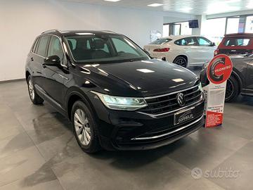 VOLKSWAGEN Tiguan 2.0 TDI Automatico DSG Eleganc