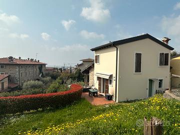 Lonato villa indipendente panoramica