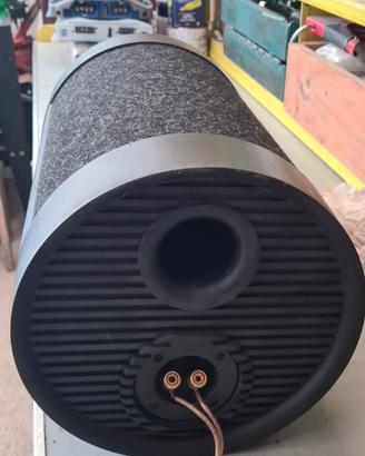 subwoofer da 1000w( JBL) e 150w( XLINE)