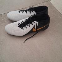 Nike Phantom Luna 42.5