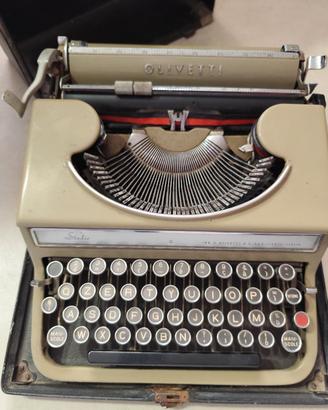 macchina da scrivere Olivetti studio 42