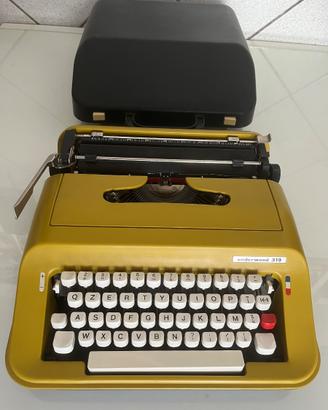 Macchina da scrivere Olivetti Underwood 319