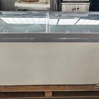 Freezer a pozzetto
