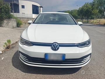 Golf 8