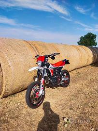 Fantic xmf 125 con soli 18000km