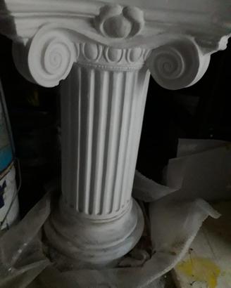 2 Capitelli in gesso (NUOVI)