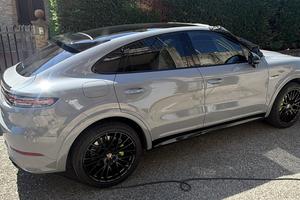 Porsche Cayenne coupè e-hybrid MY2022
