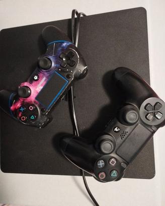 PS4 Console con 23 Giochi e due Controller