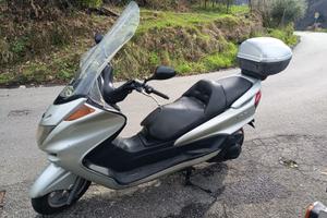 Scooter Majesty 250