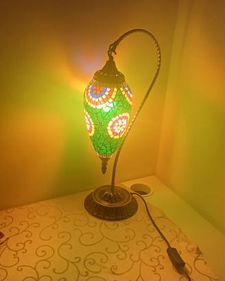 Lampada artigianale a mosaico in vetro 